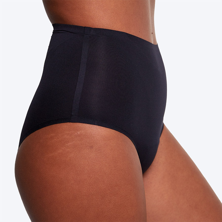 Washable Absorbency Urinary Incontinence Underwear for Women, Girls Bikini  Leak Proof Postpartum Panties 60ML (Medium, Leopard-B)